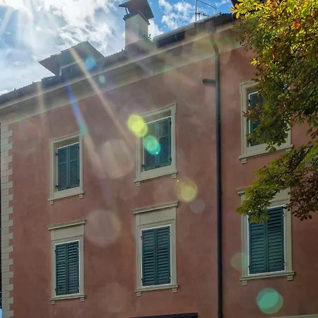 Lichtenegg A Apartment Meran